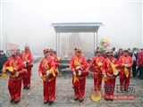 榜样的力量在传递――台江县文昌社区“两学一做”学习教育融入日常服务中